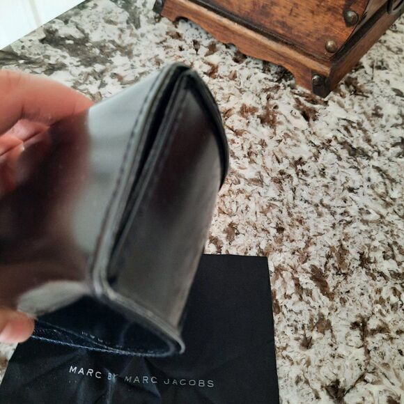 Black Clam Shell Marc By Marc Jacobs Glasses - Picture 5 of 7